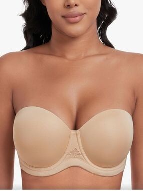 Strapless Convertible Bandeau Bra in Nude